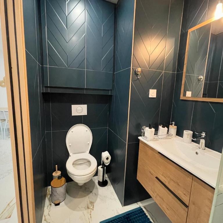 Appartement T2 proche de la gare - One-Bedroom Apartment - 3