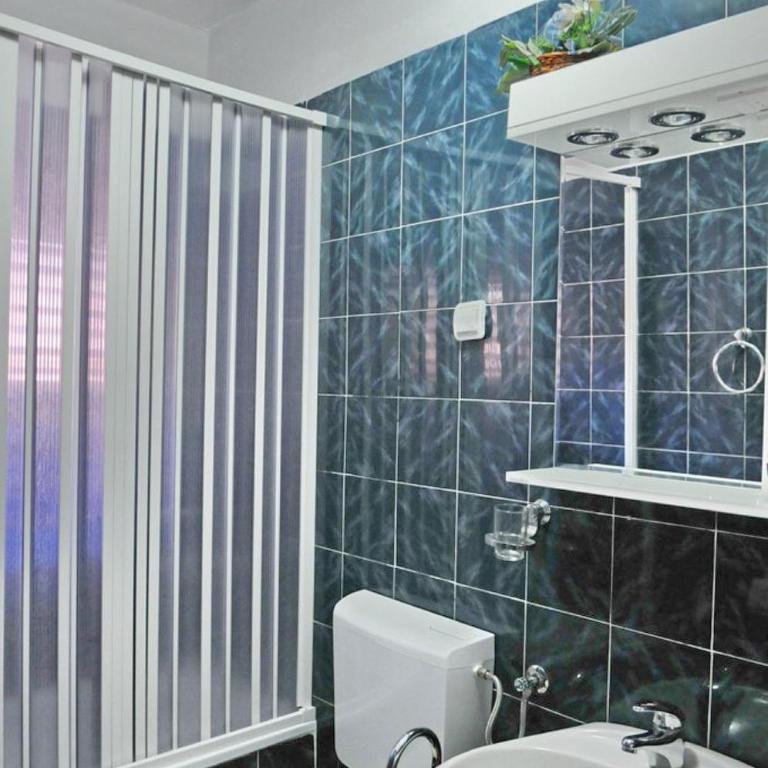 Apartments Kotor Old Town - Deluxe Double Room - 19