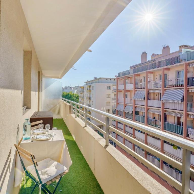 100m Plage Antibes - Juan Appartement Stella Cœur - Appartement 1 Chambre - 34