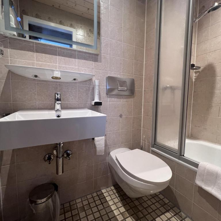 Hotel Zum Lamm - Zweibettzimmer - 4