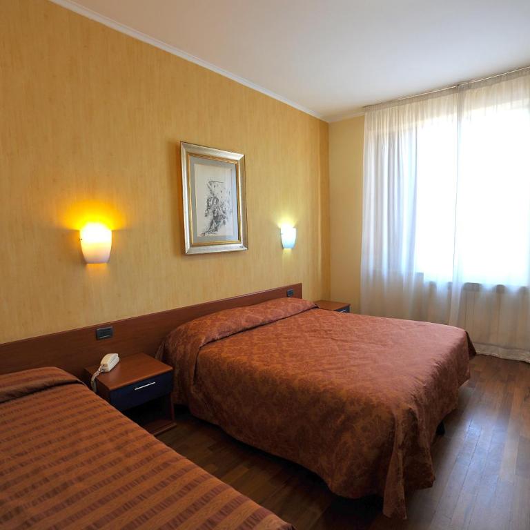 Hotel Nazionale - Camera Tripla - 9