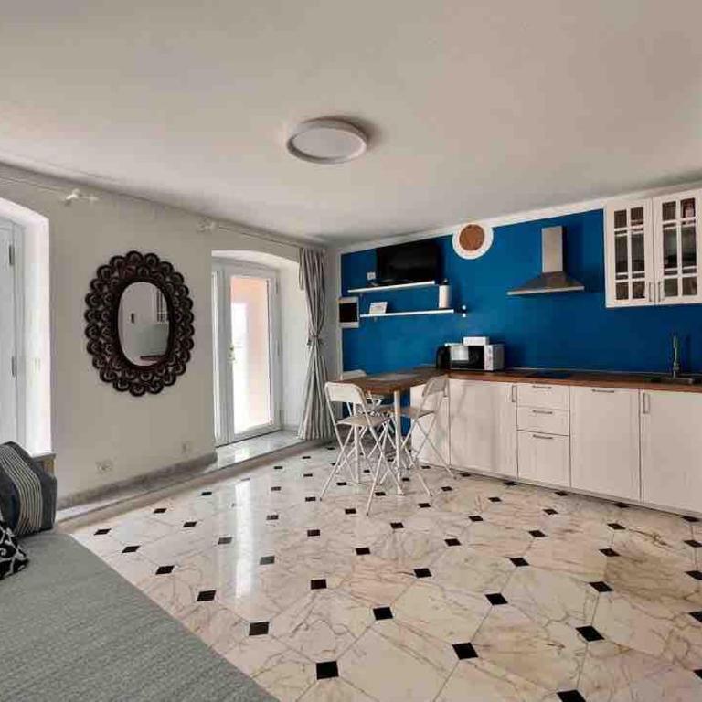 Dantis Domus at the beach - One-Bedroom Apartment - 15