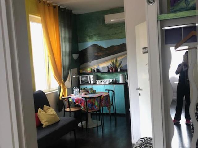 La Casa Colorata - Appartamento con 1 Camera da Letto - 51