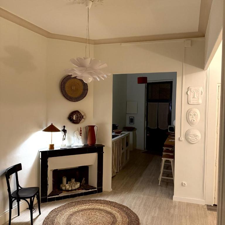 Appartement ARTY avec patio - Apartment mit 1 Schlafzimmer - 19