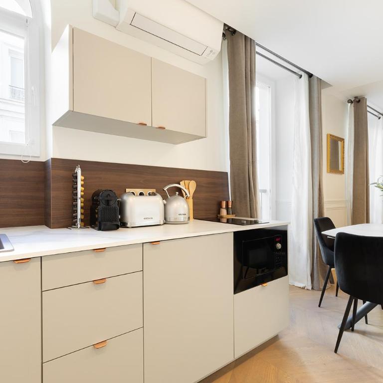 Pick A Flat's Apartments in Batignolles - Rue Gauthey - One-Bedroom Apartment - 2