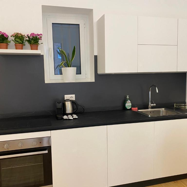 Elegant central Suite - Monolocale Deluxe - 11