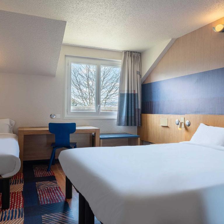 B&B HOTEL Saint-Pierre-en-Faucigny Bonneville - Classic Dreibettzimmer - 4