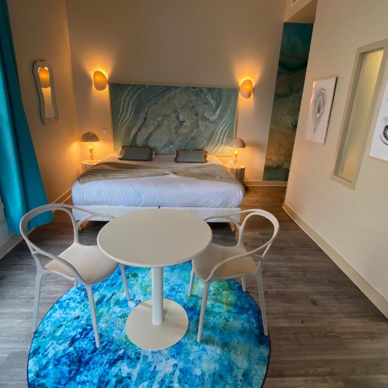 Hôtel De Paris - Suite Supérieure - 5