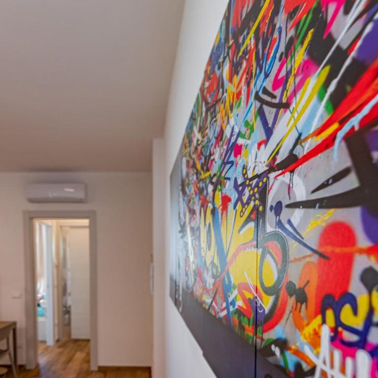 LTApartments 3- Bilocale con balcone e parcheggio privato a 900m dalla Torre - Appartamento con 1 Camera da Letto - 4