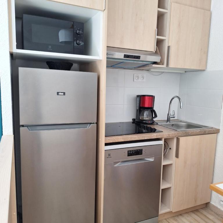 2 pièces climatisé dans résidence avec piscine - Appartement avec Terrasse - 6