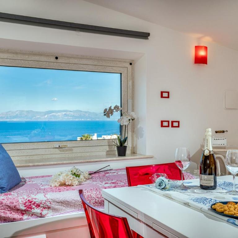 La Finestra sul Mare dello Zingaro - Camera Matrimoniale con Vista Parco - 17