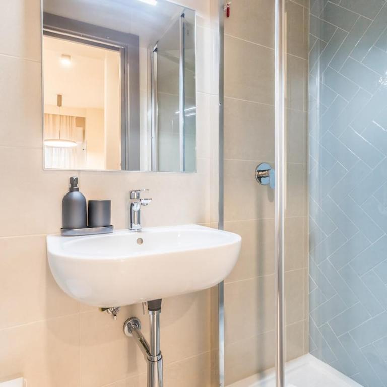 EP2000 Roman Holidays - Appartamento con 2 Camere da Letto - 4
