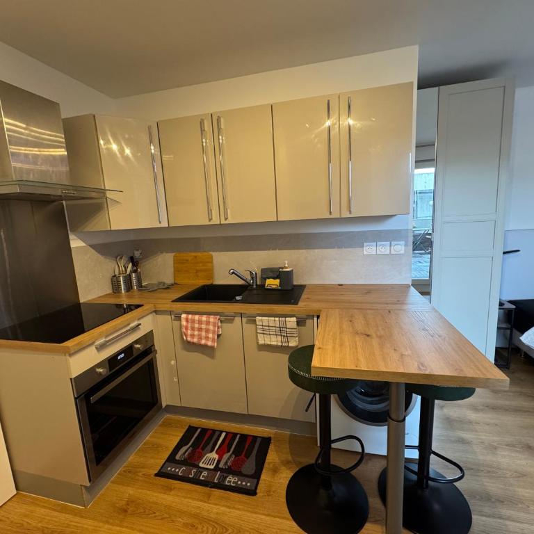 Beau Studio avec belle terrasse au centre ville de Nice - Appartement 1 Chambre - 24