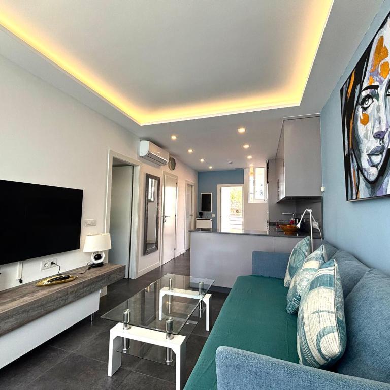 Loris Home playa ingles 50mt from Yumbo by luca properties gran canaria - Two-Bedroom Apartment - 5