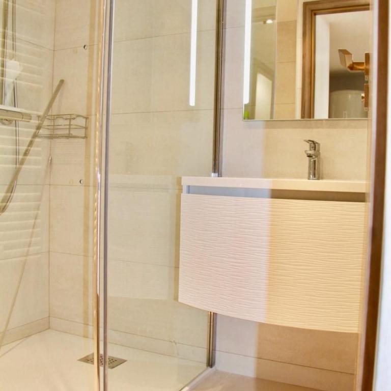 REF 2003 - Cannes Croisette - 3 mins from the Croissette - Apartment - 14