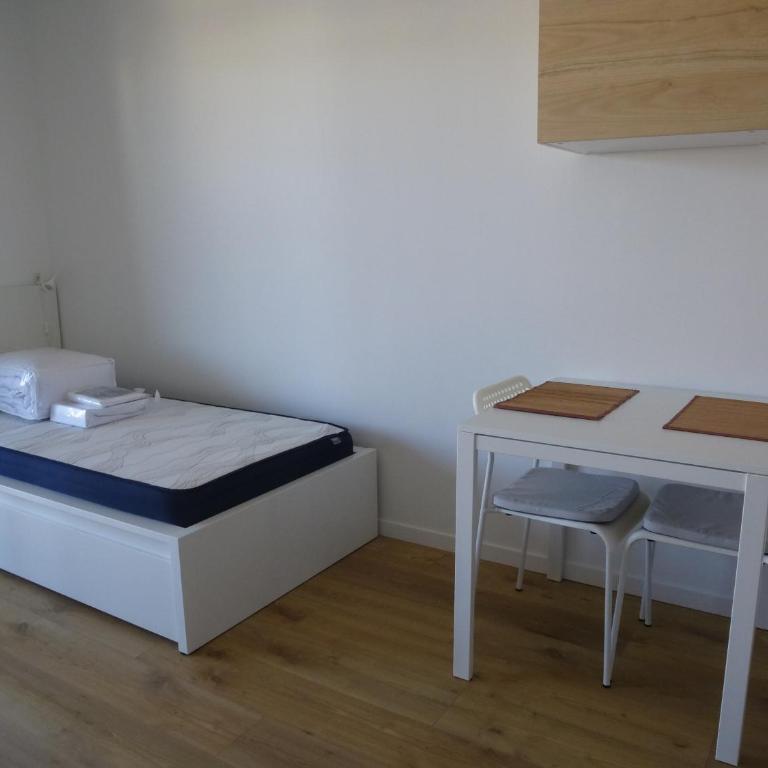 Studio meublé 1 personne - Centre-ville Mail François Mitterrand - Studio with Balcony - 2