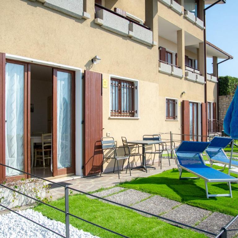 Residence Calap - Appartamento con Giardino e Vista Lago - 11