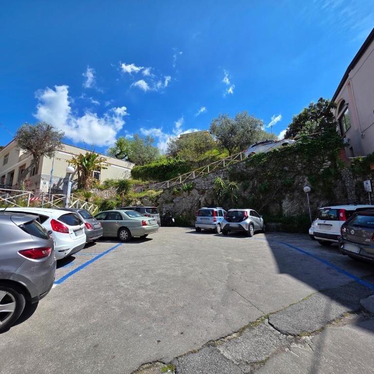 The Granpa's House. Casa Vacanza in Penisola Sorrentina - Two-Bedroom Apartment - 3