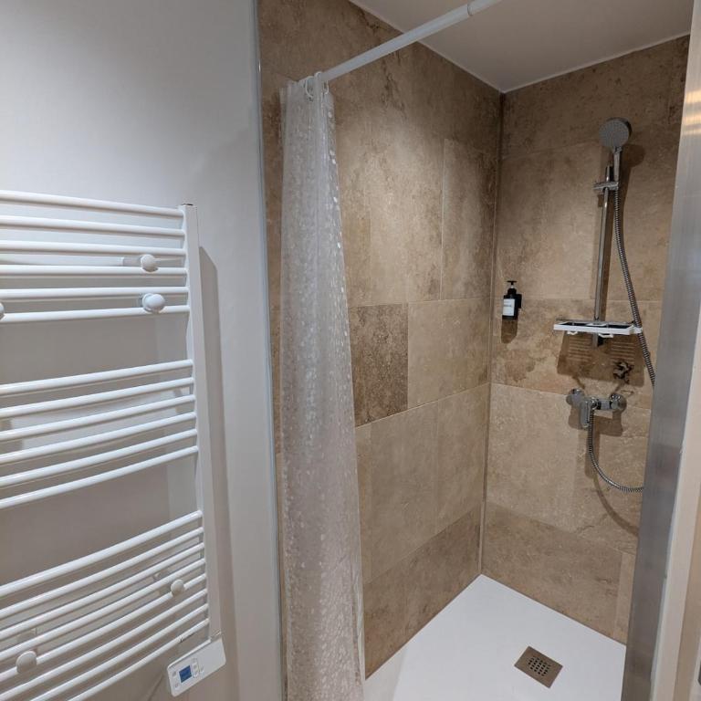 Élégant et calme avec clim et jardin privé - Appartement Terracotta - Appartement 1 Chambre - 7