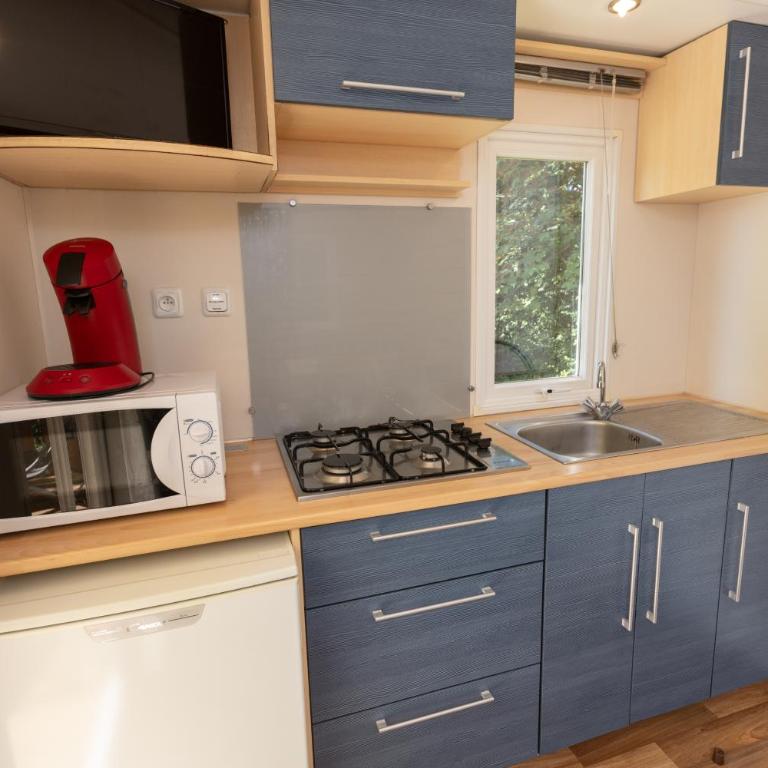 Camping Alpes Dauphiné - Mobile Home (2 Adults) - 3