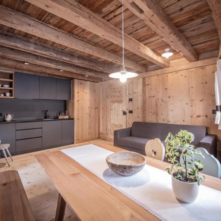 Ciasa Somuer - Historic Boutique Apartments - Appartamento Deluxe - 4