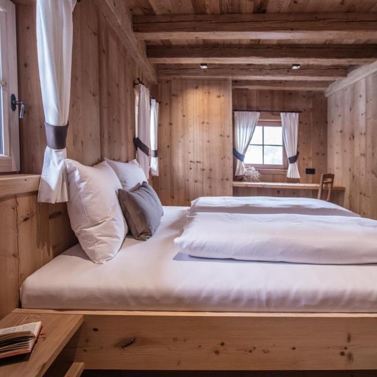 Ciasa Somuer - Historic Boutique Apartments - Appartamento Deluxe - 9