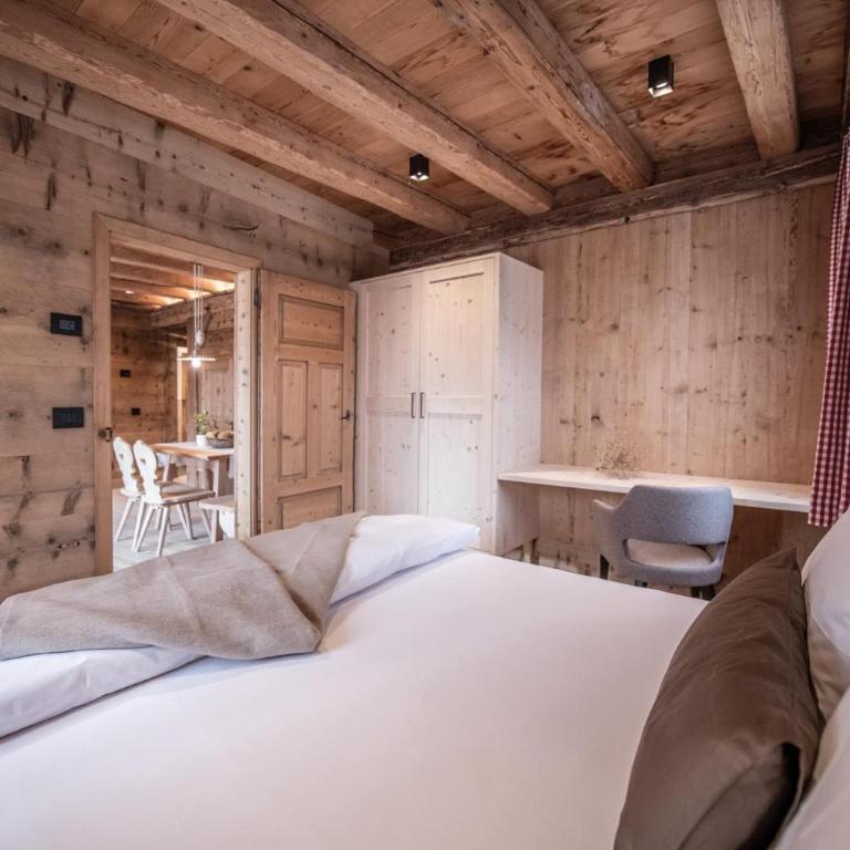 Ciasa Somuer - Historic Boutique Apartments - Appartamento con 2 Camere da Letto e con Vista Montagna - 11