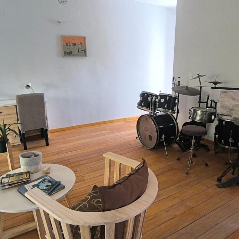 Amplio loft acogedor, súper luminoso y seguro, en el corazón de Tigre - Apartamento de 1 dormitorio - 23