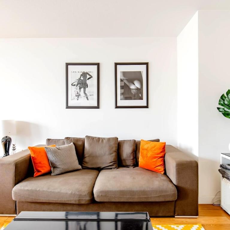 Lyon 8 Beautiful, bright and quiet apartment - Appartement 2 Chambres - 12