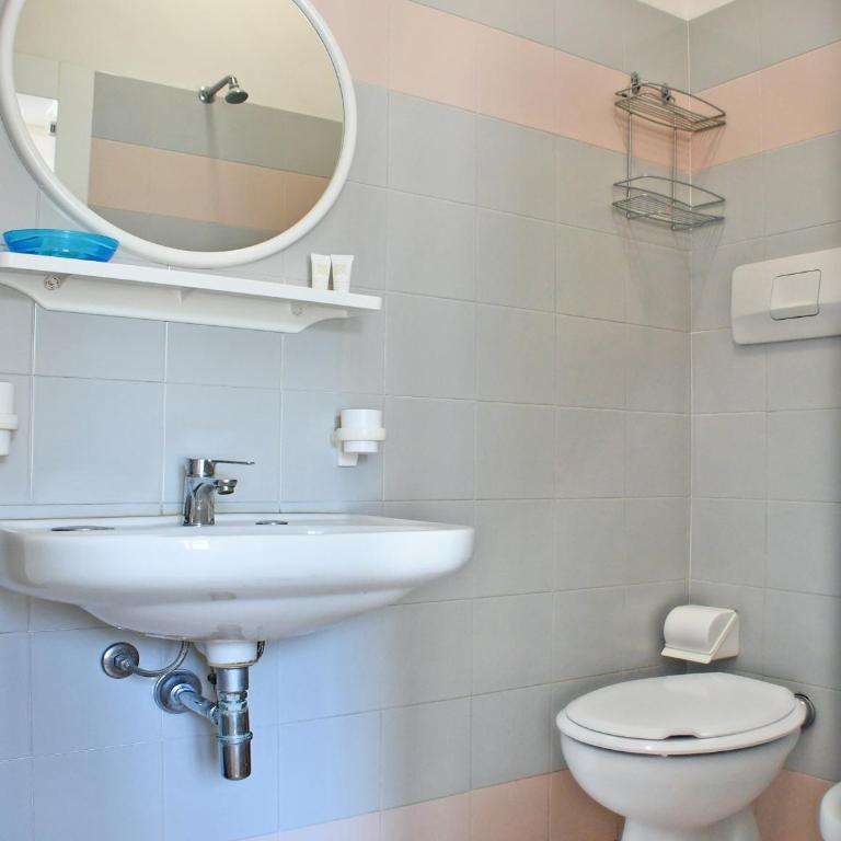 Hotel Exclusive - in pieno Centro a pochi passi dal Mare - Camera Singola con Balcone - 5