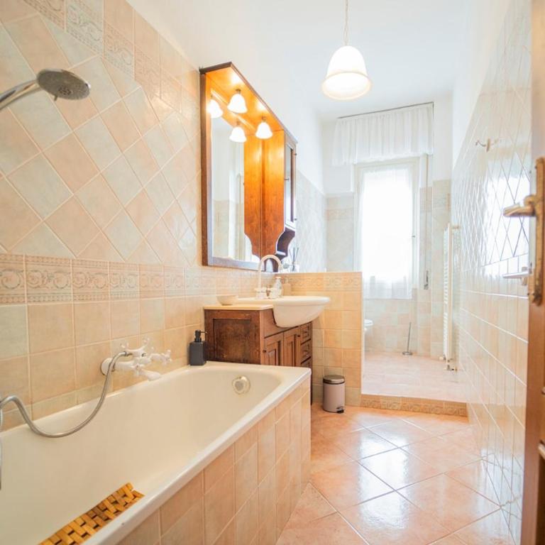 La casa del libro - Appartamento con 3 Camere da Letto - 79