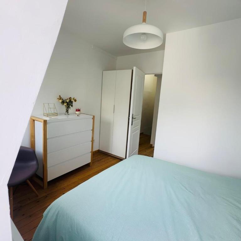 Largo - Four-Bedroom House - 22
