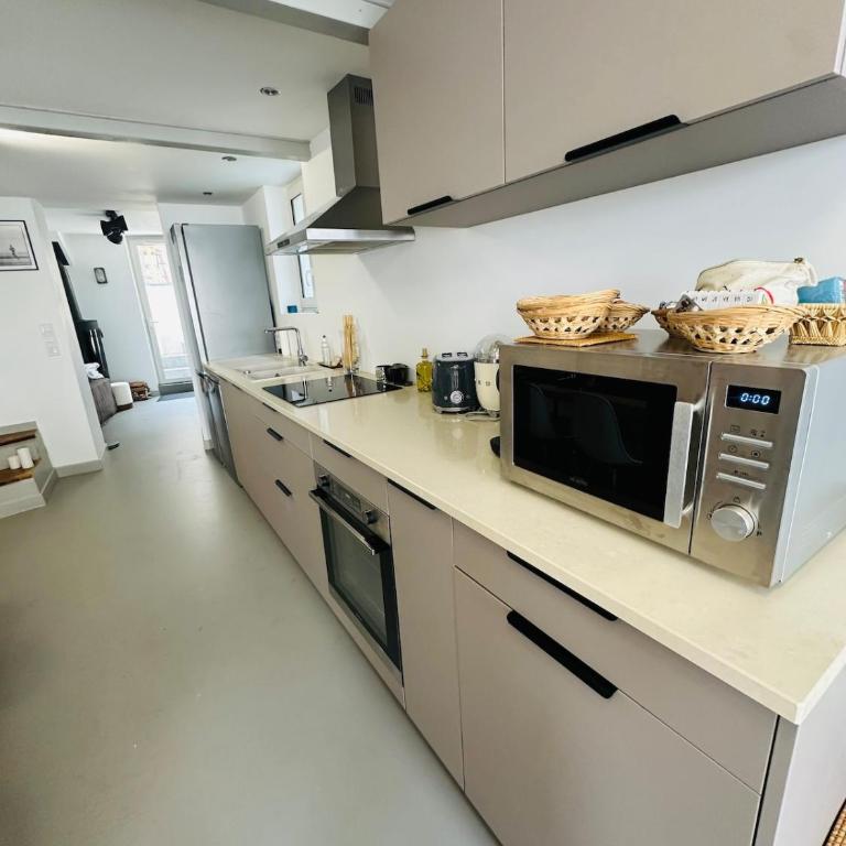 Largo - Four-Bedroom House - 5