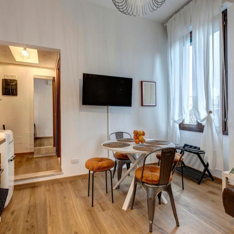Rifugio Perfetto per coppie - Appartamento con 1 Camera da Letto - 8