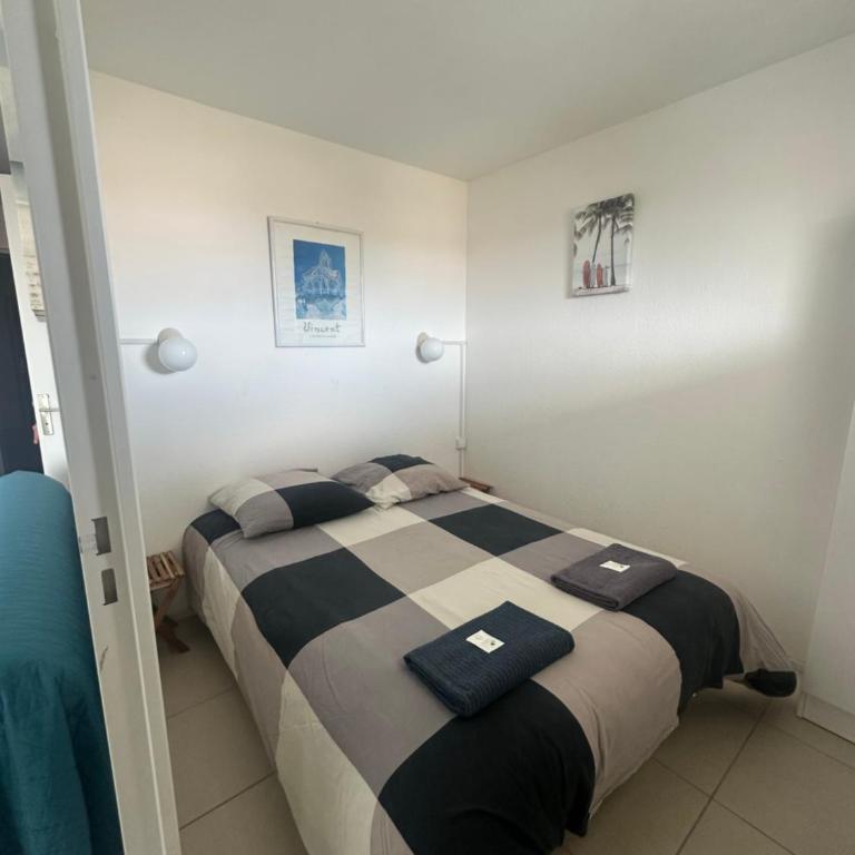 Bleu Marine Apts - Appartamento con 1 Camera da Letto con Balcone e Vista Città - 2