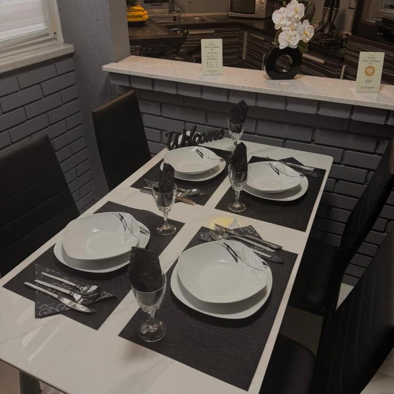 Lena Exclusive - Two-Bedroom Apartment - 16
