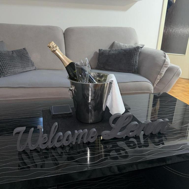 Lena Exclusive - Two-Bedroom Apartment - 9