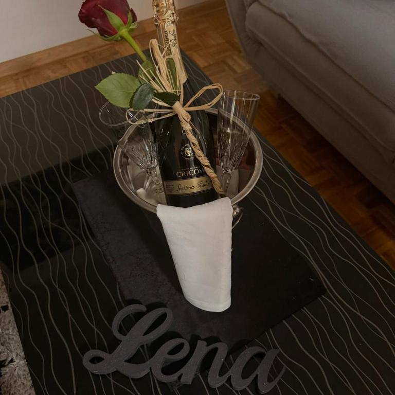 Lena Exclusive - Two-Bedroom Apartment - 32