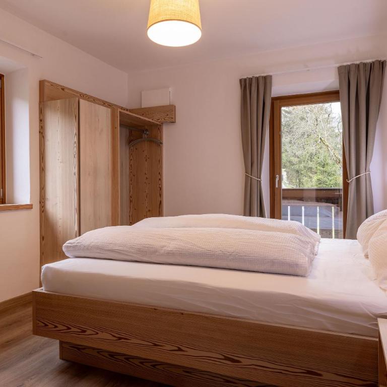 SAN PIETRO DOLOMITI Small Budget Hotel - Camera Matrimoniale Standard - 21