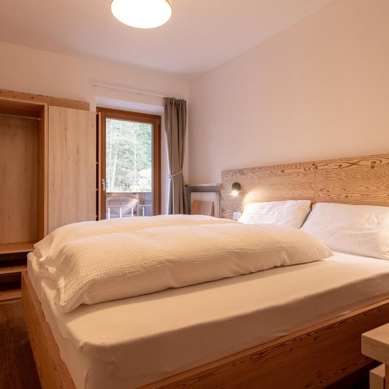SAN PIETRO DOLOMITI Small Budget Hotel - Camera Matrimoniale Budget - 7