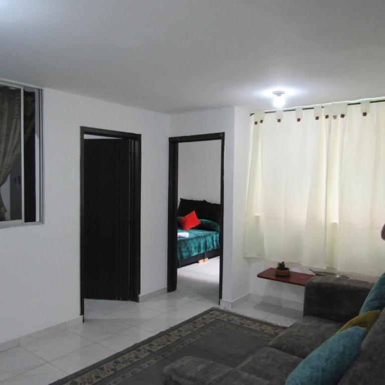 Habitación La Quinta Rent short & Room Service - Habitación Doble Estándar con baño compartido - 6