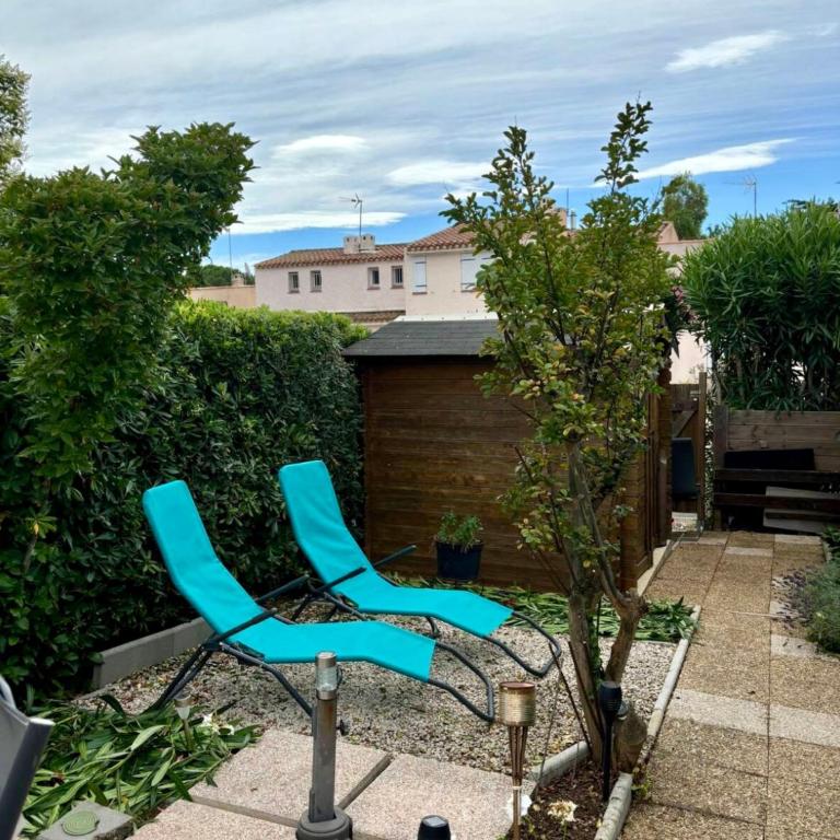 Maisonnette Paisible dans la pinède - 4pers - Parking - Proche centre de tennis - Plage - Histoire de clés - Appartement 1 Chambre - 2