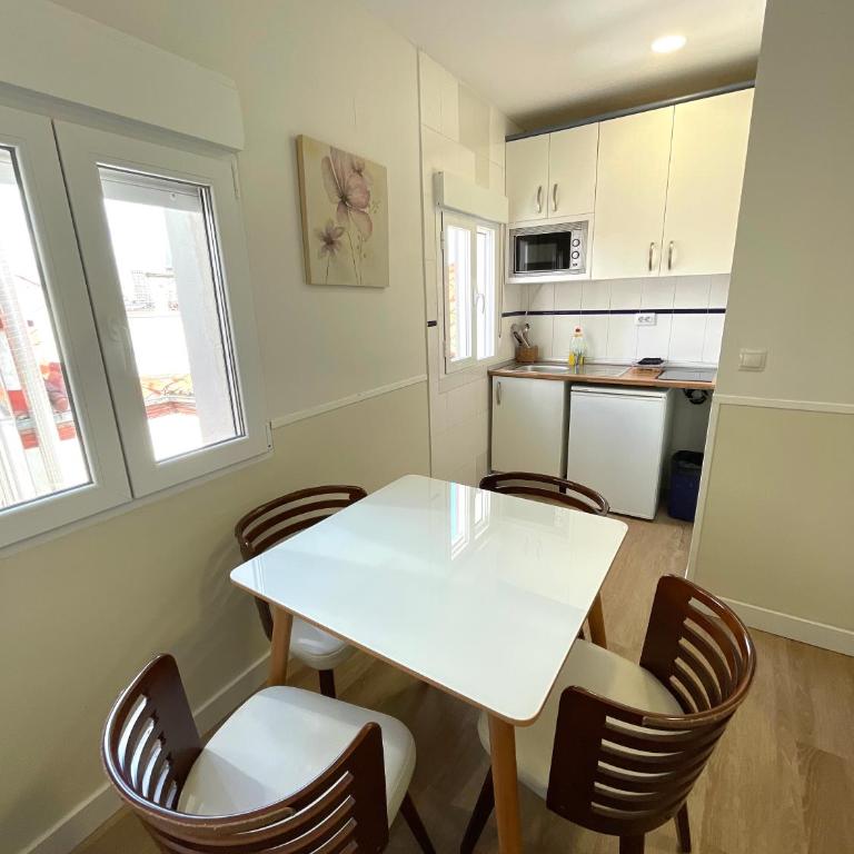 Apartamentos Mayor Centro - Two-Bedroom Apartment without Terrace - 10