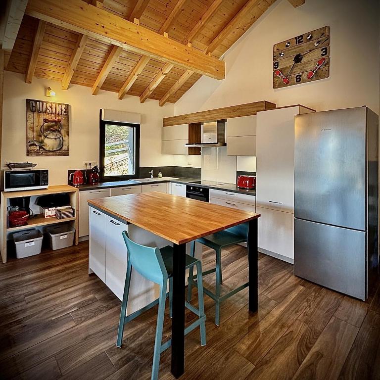 Ax 3 Domaines - Le Chalet Totis - Three-Bedroom Apartment - 4