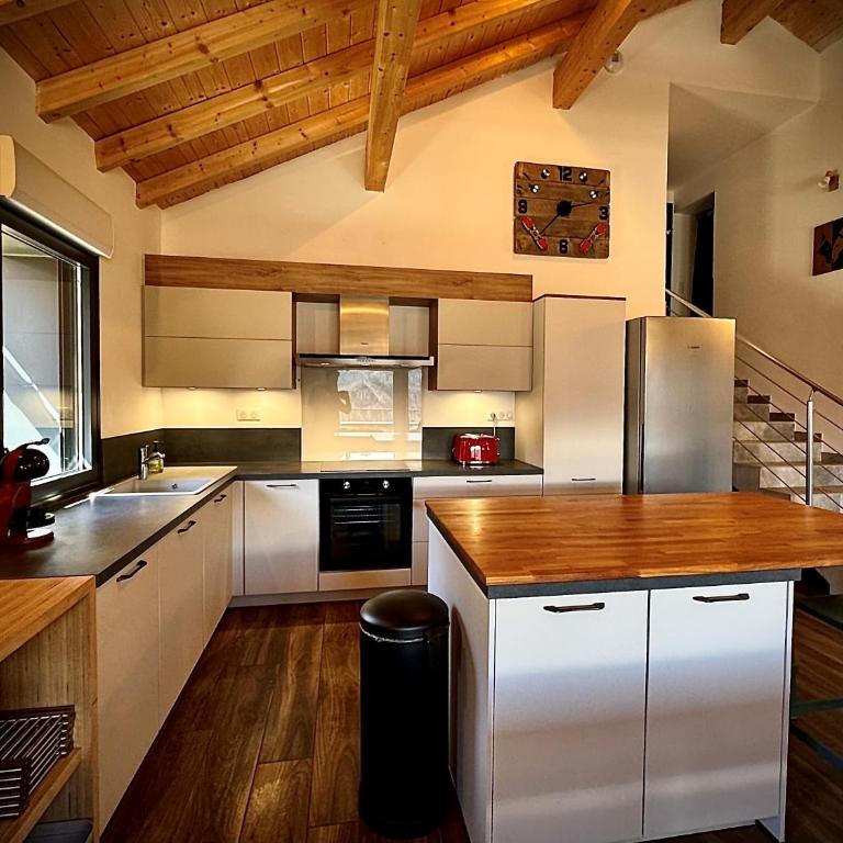 Ax 3 Domaines - Le Chalet Totis - Three-Bedroom Apartment - 7