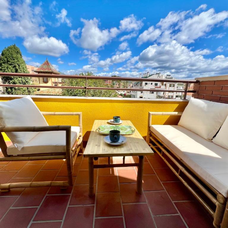 Urban Retreat with Views & Terrace - Apartamento de 2 dormitorios - 25