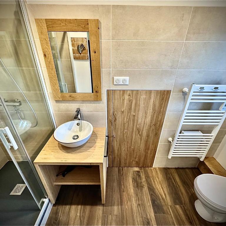 Ax 3 Domaines - Le Chalet Totis - Three-Bedroom Apartment - 12