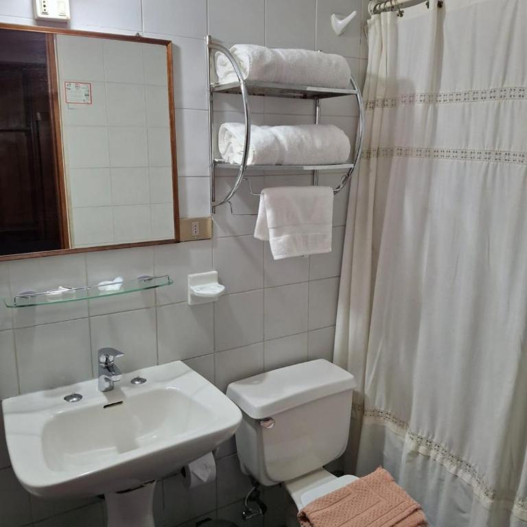 Hotel Escorial - Habitación Triple Estándar - 5