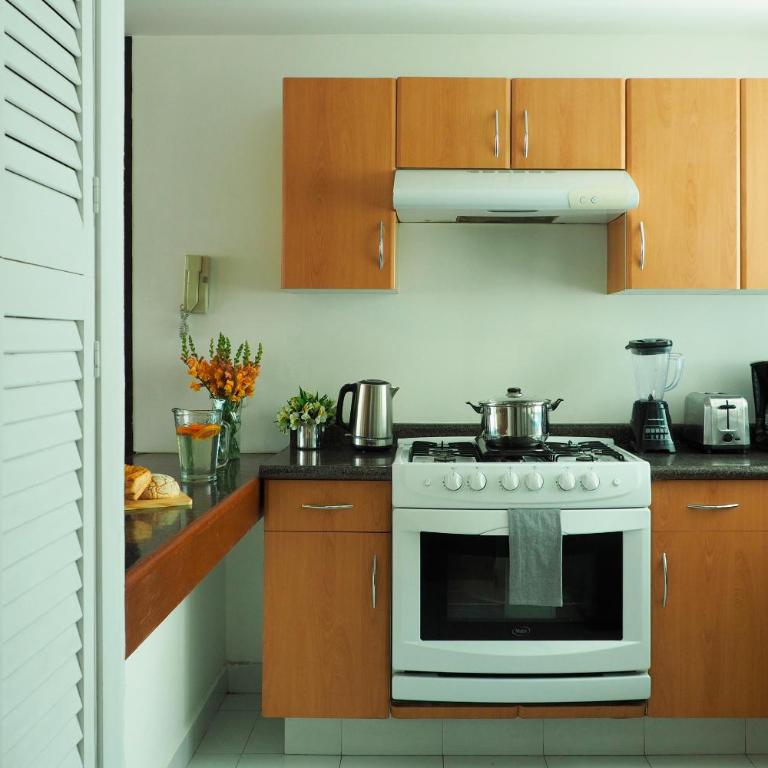 Torre Sevilla by The Local Way - Two-Bedroom Apartment - 24