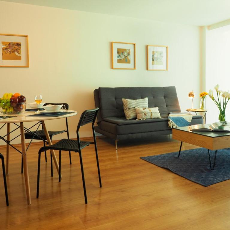 Torre Sevilla by The Local Way - Two-Bedroom Apartment - 14